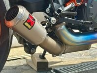 KTM 1290 1290 Super Duke R 21