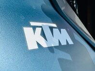 KTM 1290 1290 Super Duke R 11