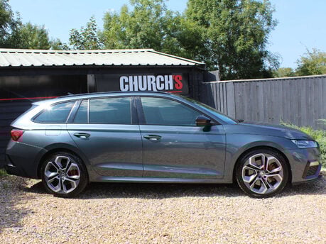 Skoda Octavia 2.0 Octavia vRS TSi Semi-Auto 5dr 