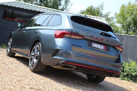 Skoda Octavia 2.0 Octavia vRS TSi Semi-Auto 5dr 16
