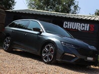 Skoda Octavia 2.0 Octavia vRS TSi Semi-Auto 5dr 10