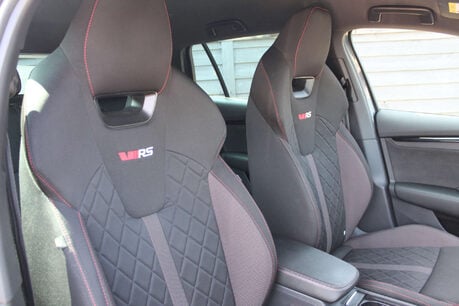 Skoda Octavia 2.0 Octavia vRS TSi Semi-Auto 5dr 6