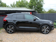 Volvo XC40 2.0 XC40 First Edition T5 AWD Auto 4WD 5dr 9
