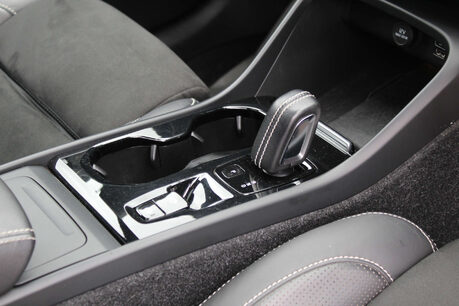 Volvo XC40 2.0 XC40 First Edition T5 AWD Auto 4WD 5dr 6