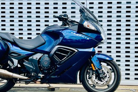 Triumph Trophy Trophy SE 7