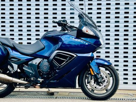 Triumph Trophy Trophy SE 