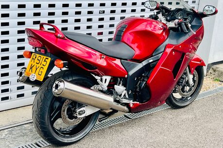 Honda CBR 1100 Sports Tourer Petrol Manual (166 ps) 3