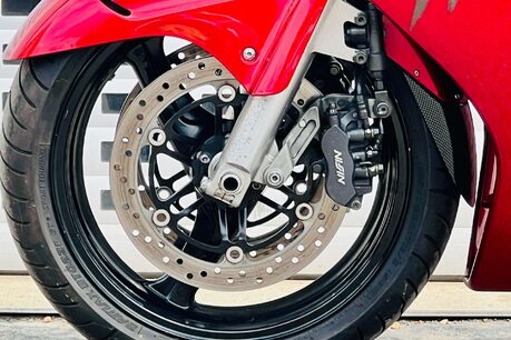 Honda CBR 1100 Sports Tourer Petrol Manual (166 ps) 35
