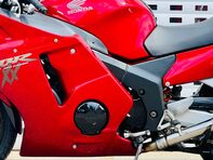 Honda CBR 1100 Sports Tourer Petrol Manual (166 ps) 30