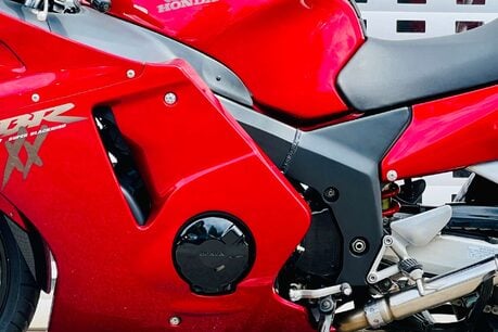 Honda CBR 1100 Sports Tourer Petrol Manual (166 ps) 30