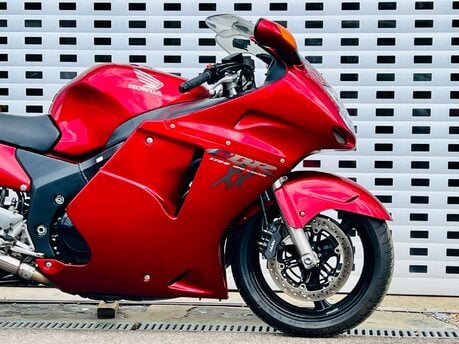 Honda CBR 1100 Sports Tourer Petrol Manual (166 ps) 