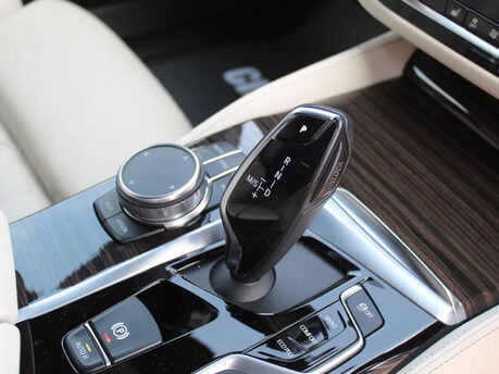 BMW 5 Series 2.0 520d M Sport Auto 5dr 