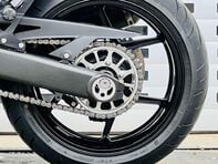 Kawasaki ZX Ninja 1000 SX 32