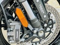 Kawasaki ZX Ninja 1000 SX 10