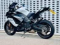 Kawasaki ZX Ninja 1000 SX 23