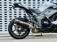 Kawasaki ZX Ninja 1000 SX 5