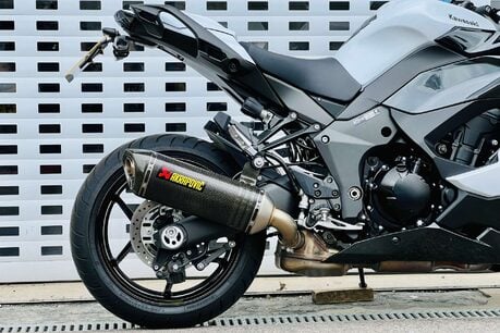 Kawasaki ZX Ninja 1000 SX 5