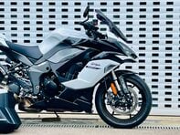 Kawasaki ZX Ninja 1000 SX 6