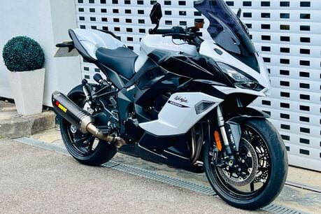 Kawasaki ZX Ninja 1000 SX 4