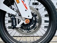 KTM 1290 Super Adventure 1290 Super Adventure R 10