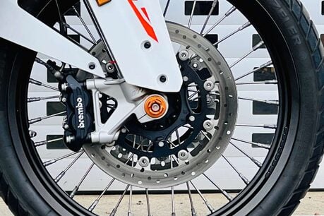 KTM 1290 Super Adventure 1290 Super Adventure R 10