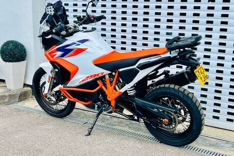 KTM 1290 Super Adventure 1290 Super Adventure R 24