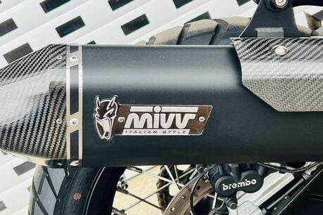 KTM 1290 Super Adventure 1290 Super Adventure R 15