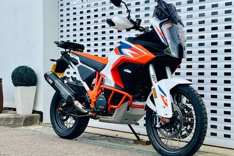 KTM 1290 Super Adventure 1290 Super Adventure R 4