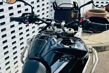 Triumph Tiger 900 Tiger 900 Rally Pro 14