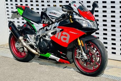 Aprilia RSV RSV 4 1000 RF 2