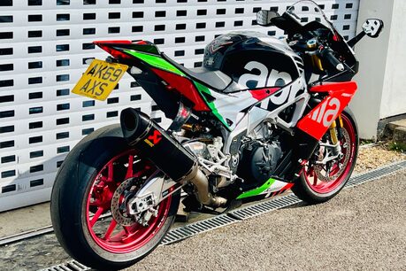 Aprilia RSV RSV 4 1000 RF 4