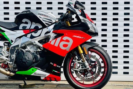 Aprilia RSV RSV 4 1000 RF 6