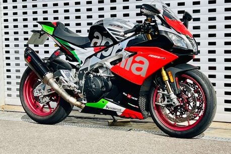 Aprilia RSV RSV 4 1000 RF 3