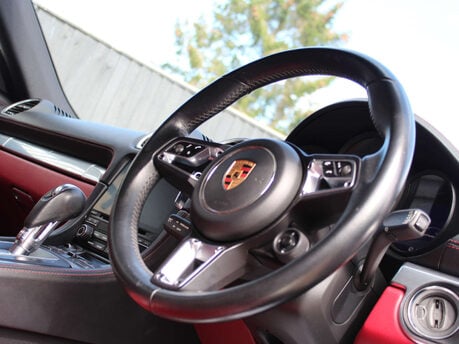 Porsche 718 2.5 718 Cayman S Semi-Auto 3dr 