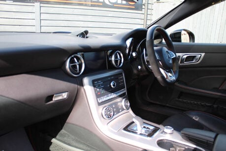 Mercedes-Benz SLC 3.0 AMG SLC 43 Auto 2dr 15