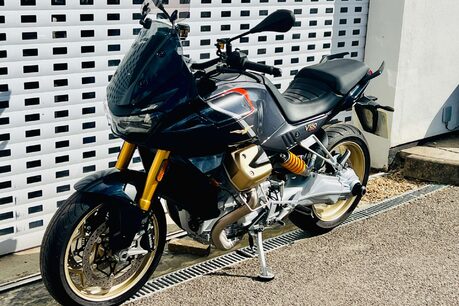Moto Guzzi V100 Mandello V100 Mandello S 22