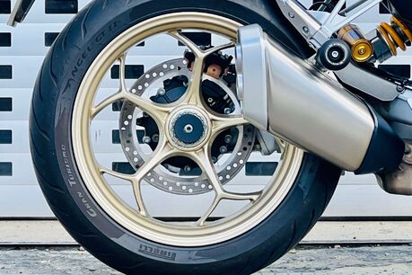 Moto Guzzi V100 Mandello V100 Mandello S 19