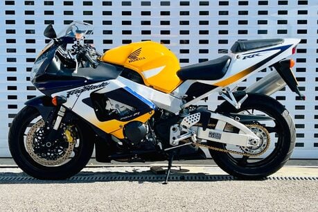 Honda CBR 900 RR 929 16