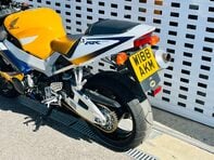 Honda CBR 900 RR 929 29