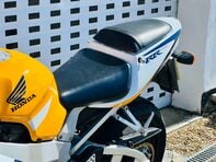 Honda CBR 900 RR 929 24
