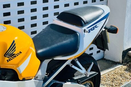 Honda CBR 900 RR 929 24