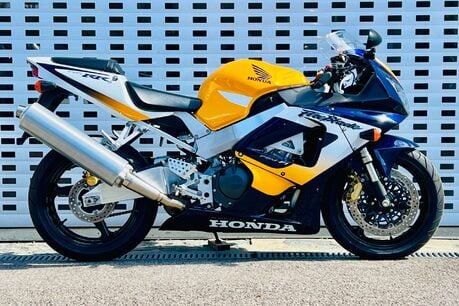 Honda CBR 900 RR 929 1