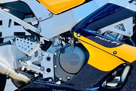 Honda CBR 900 RR 929 13