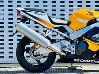 Honda CBR 900 RR 929 5