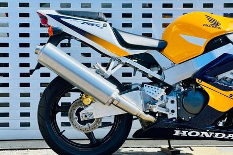 Honda CBR 900 RR 929 5