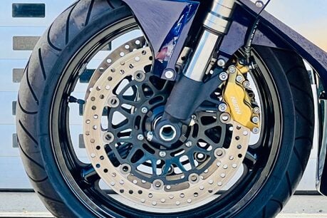 Honda CBR 900 RR 929 27