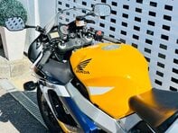 Honda CBR 900 RR 929 20