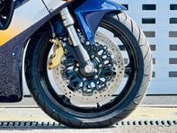 Honda CBR 900 RR 929 8