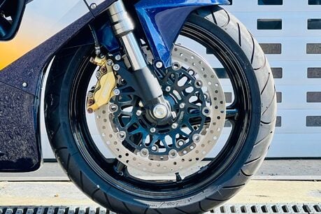 Honda CBR 900 RR 929 8