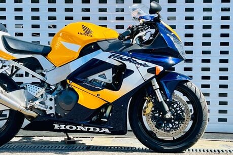 Honda CBR 900 RR 929 6